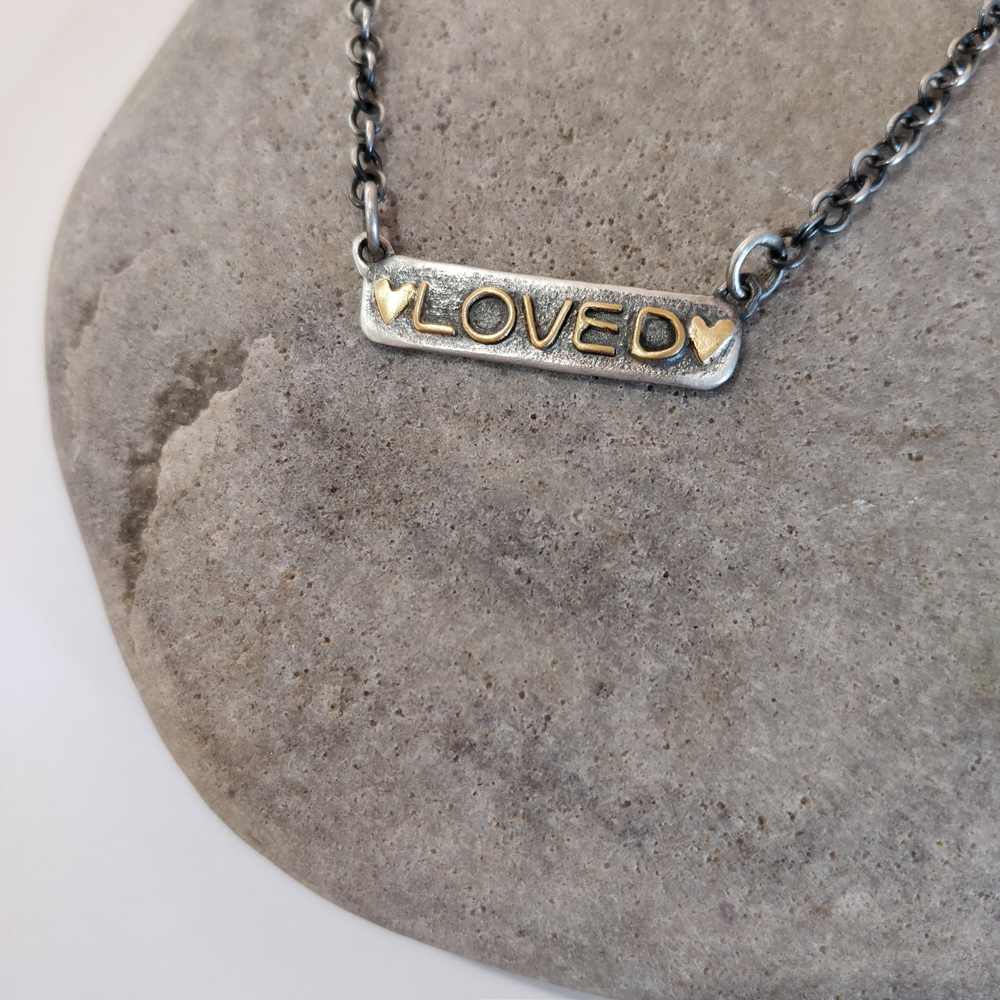 Loved choker tag necklace